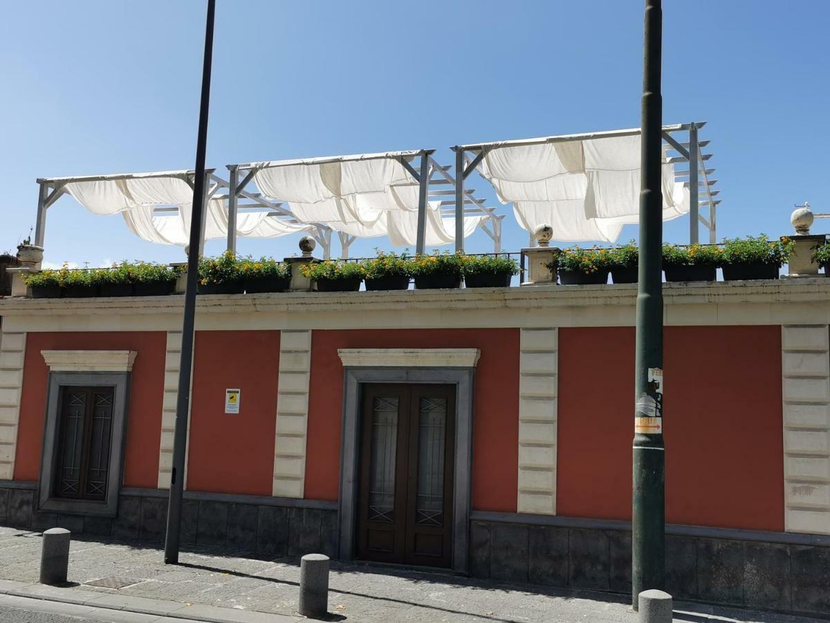 B&B Boiler Rooms La Terrazza Ercolano Bagian luar foto
